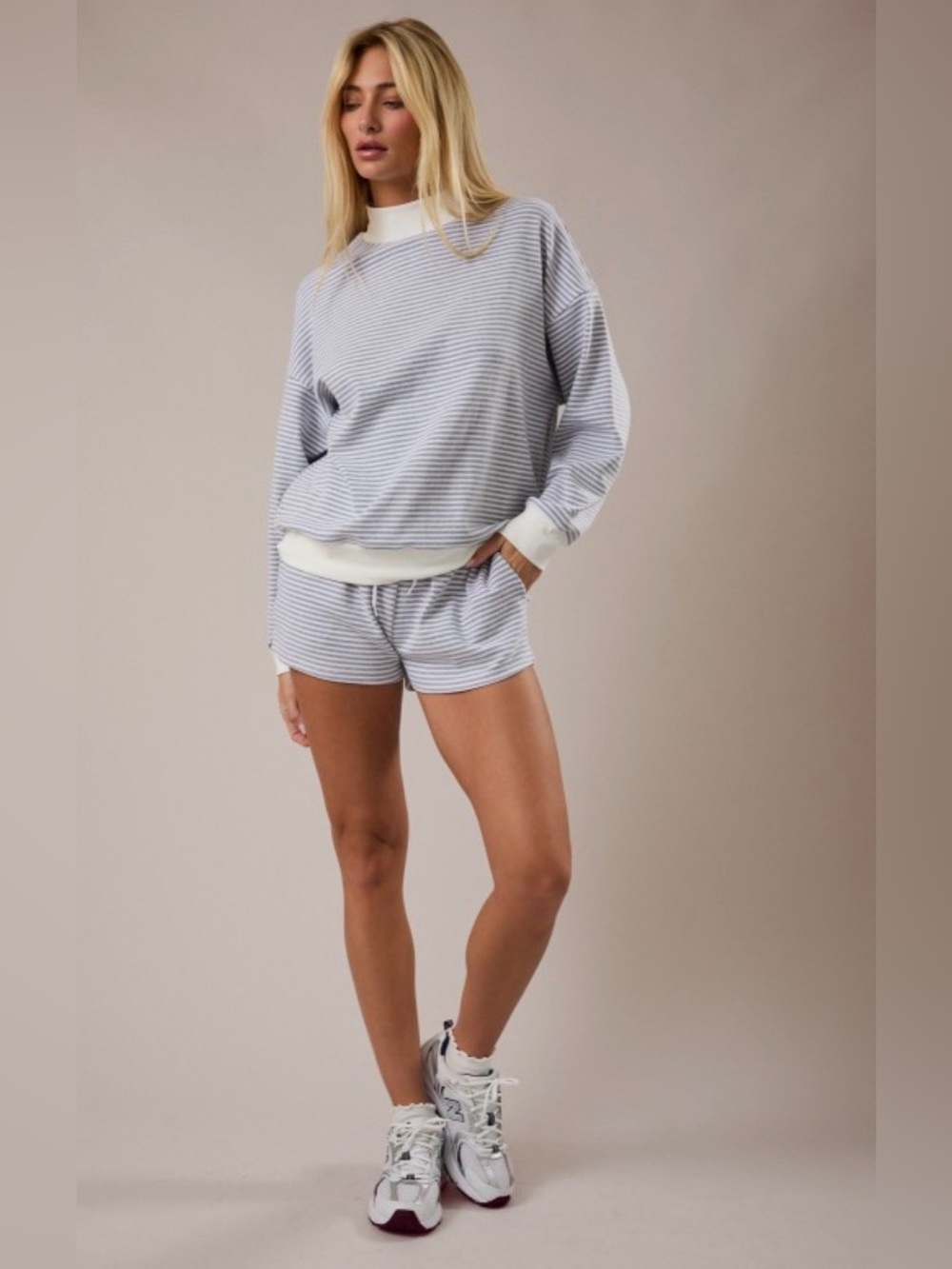 212 Striped Lounge Pullover & Shorts SET